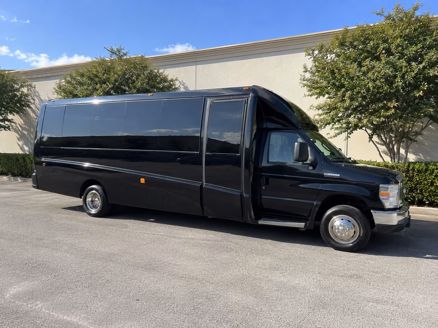 Anaheim Birthday, Sweet 16, & Quinceañera Transportation party bus exterior