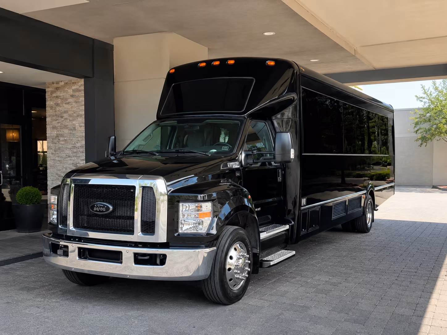 Anaheim Winery Tour & Pub Crawl Transportation party bus exterior