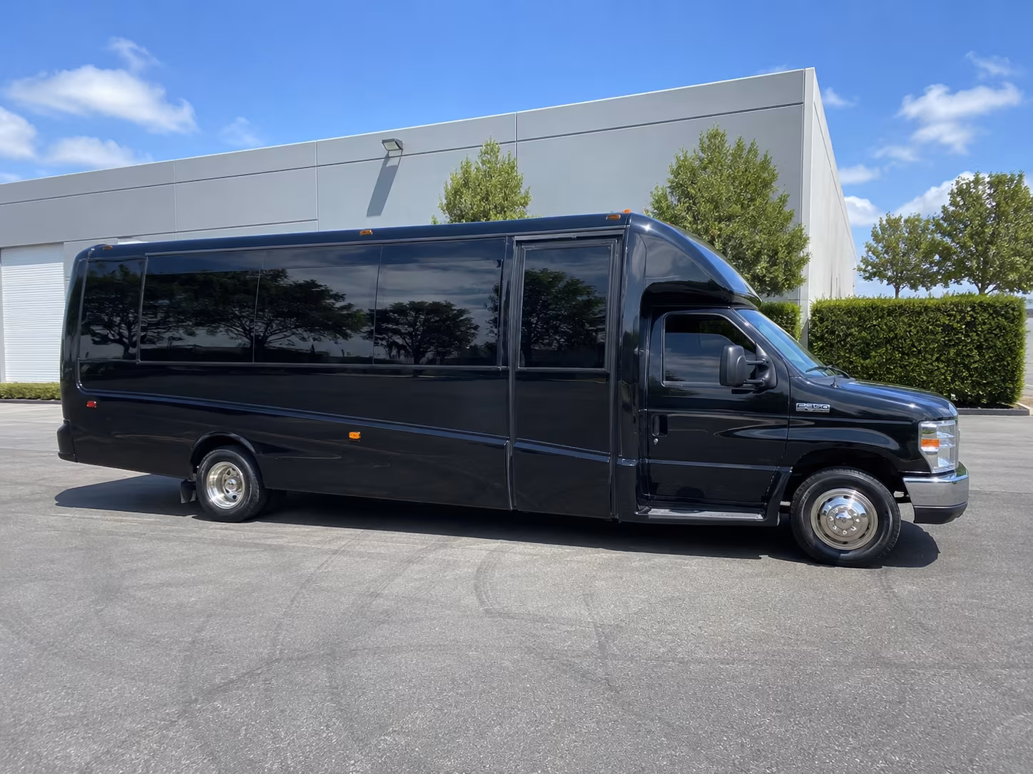 Garden Grove Homecoming & Prom Party Bus Rentals